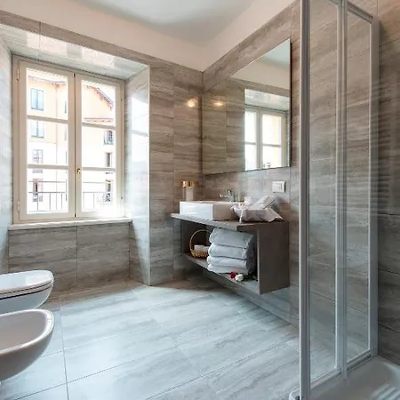 Britannia Luxury Como